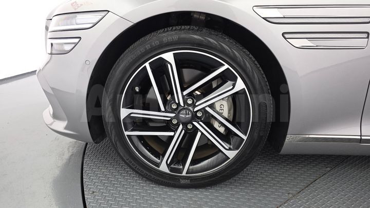 Genesis G80 2025 — 5