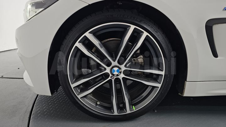 BMW 4 Series 2018 — 4