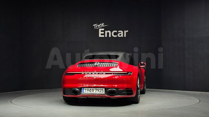 Porsche 911 2024 — 4