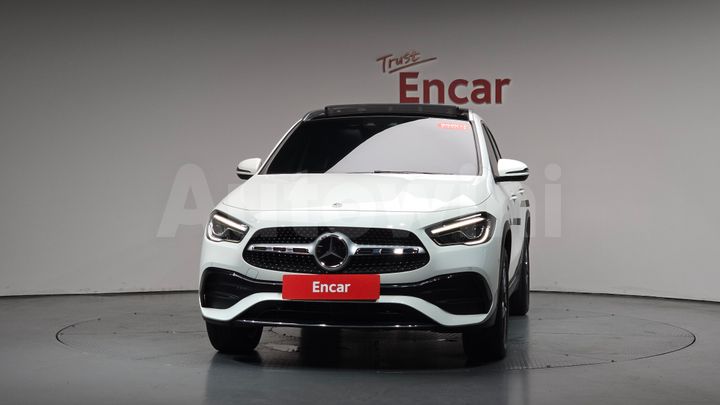 Mercedes-Benz GLA Class 2022 — 2
