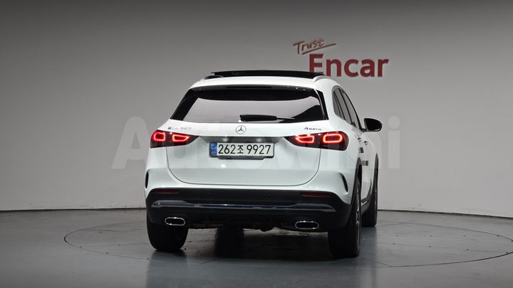 Mercedes-Benz GLA Class 2022 — 3