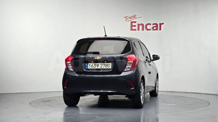 Chevrolet Spark 2021 — 4