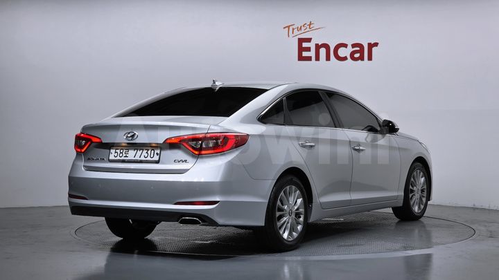 Hyundai Sonata 2015 — 2