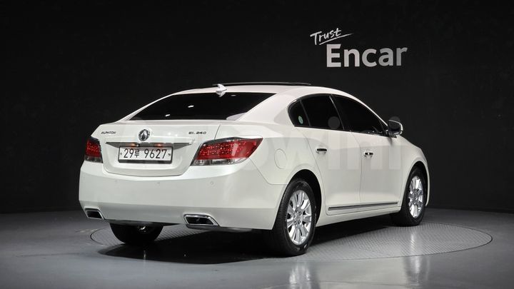 Chevrolet Alpheon 2011 — 3