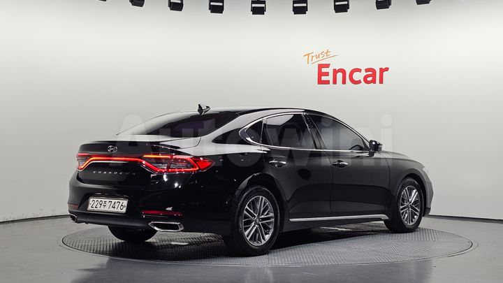 Hyundai Grandeur 2018 — 2