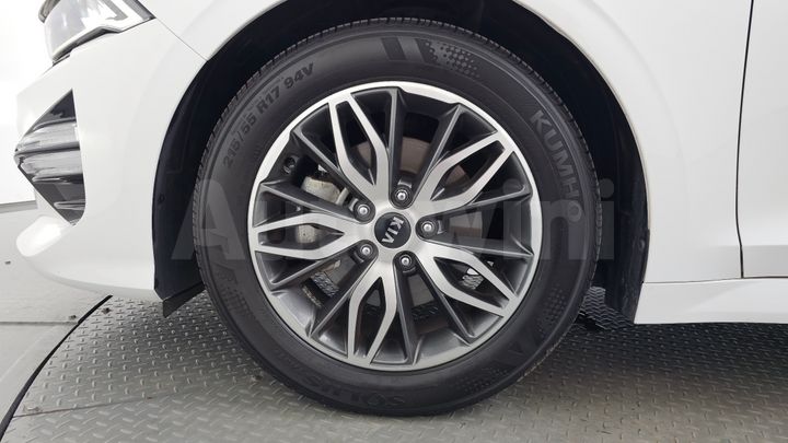 Kia K5 2020 — 5