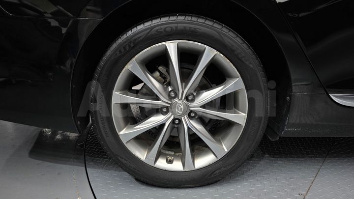 Hyundai Grandeur 2015 — 5