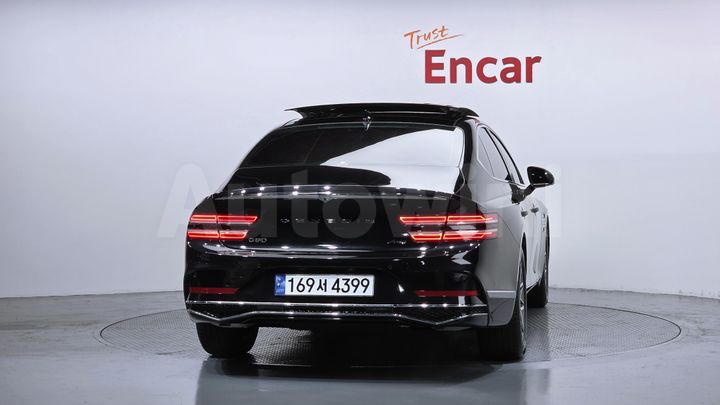 Genesis G80 2025 — 4