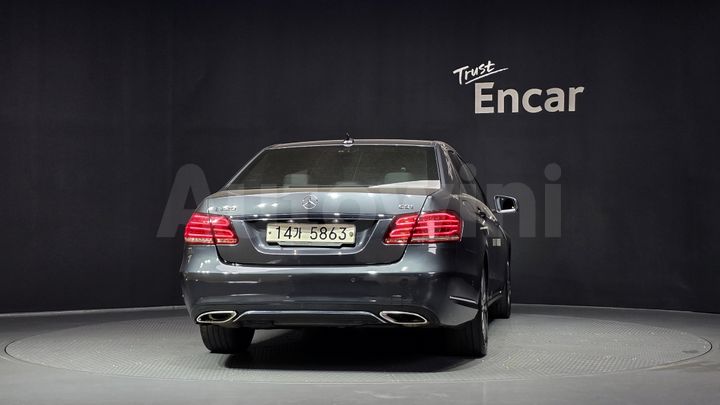 Mercedes-Benz E Class 2014 — 4