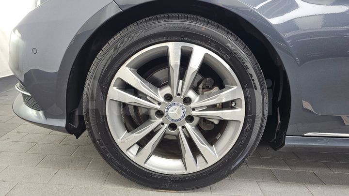 Mercedes-Benz E Class 2014 — 5