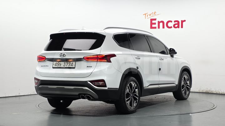 Hyundai SantaFe 2019 — 2
