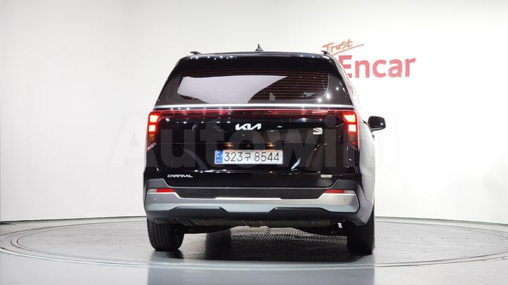 Kia Carnival 2024 — 4