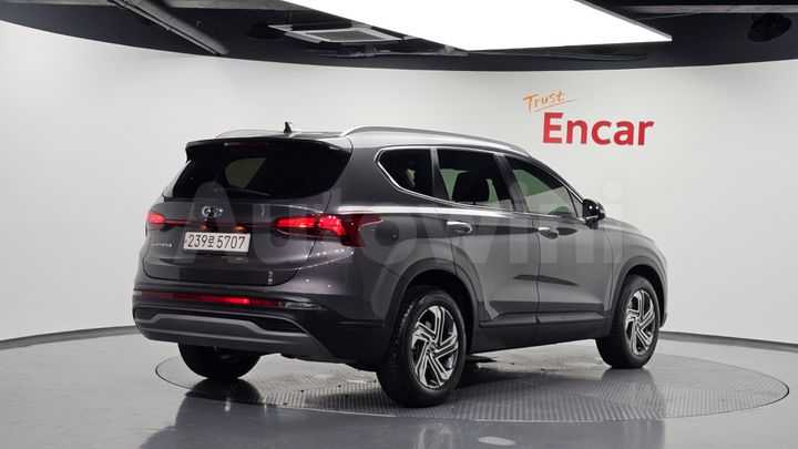 Hyundai SantaFe 2022 — 2