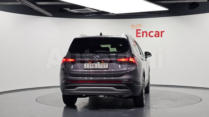 Hyundai SantaFe 2022 — 4