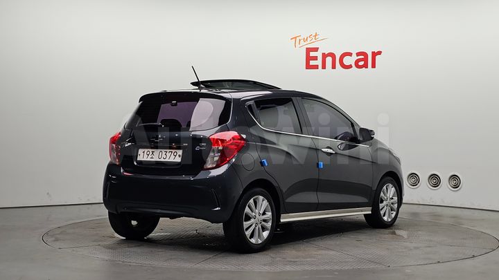 Chevrolet Spark 2017 — 2