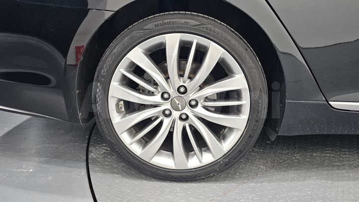 Hyundai Genesis 2016 — 5