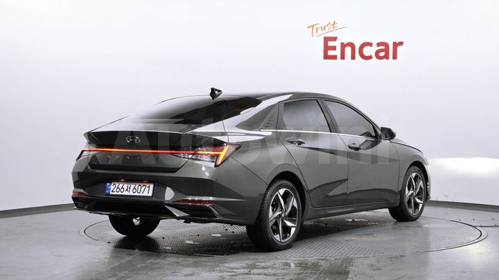 Hyundai Avante 2021 — 2