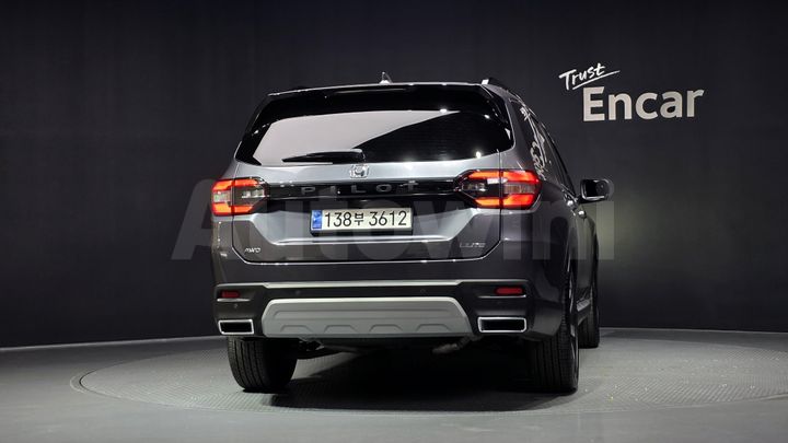 Honda Pilot 2023 — 4