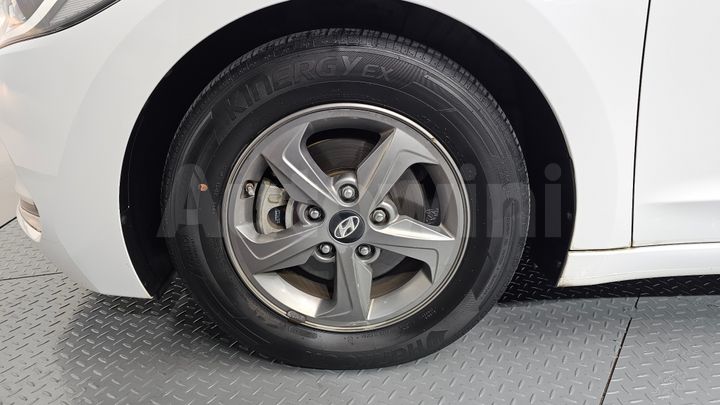 Hyundai Avante 2016 — 5