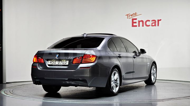 BMW 5 Series 2016 — 3