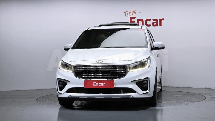 Kia Carnival 2019 — 3