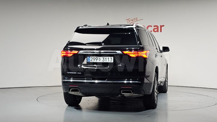 Chevrolet Traverse 2023 — 4