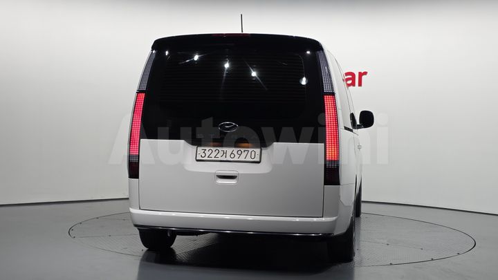 Hyundai Staria 2022 — 4