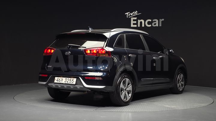 Kia Niro 2018 — 2