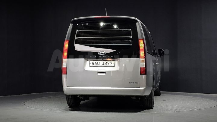 Hyundai Staria 2022 — 4