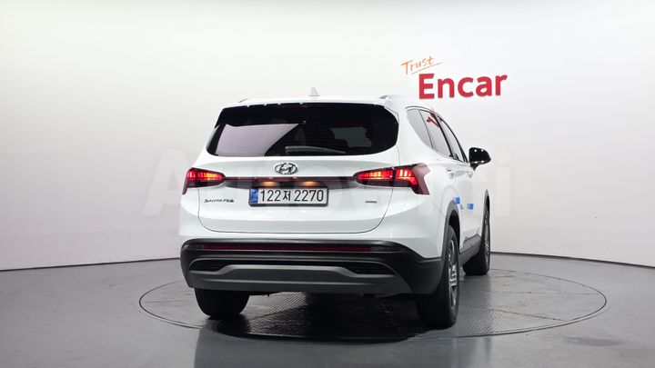 Hyundai SantaFe 2023 — 4