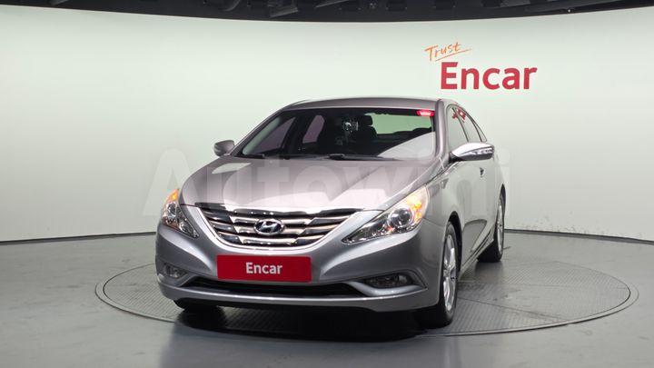 Hyundai Sonata 2011 — 3