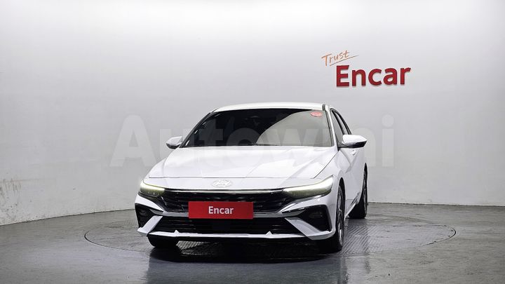 Hyundai Avante 2024 — 3