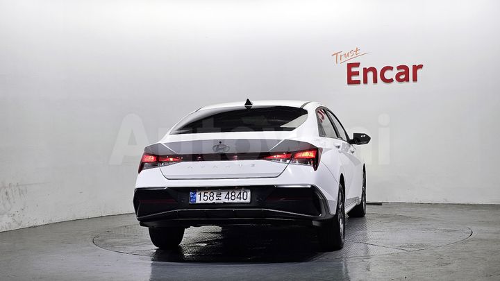 Hyundai Avante 2024 — 4