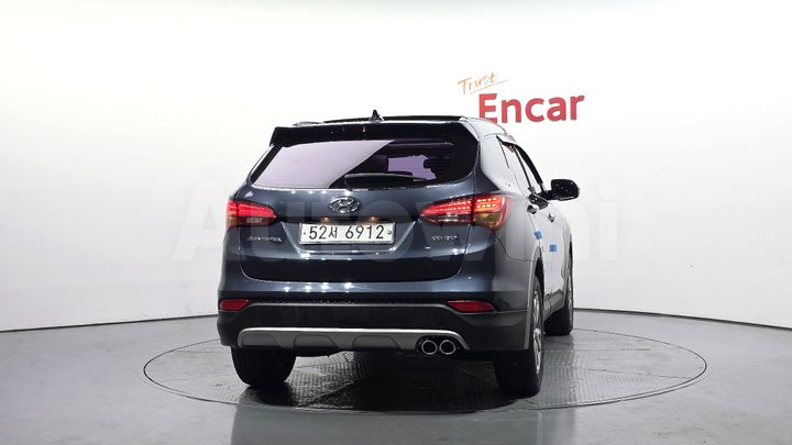 Hyundai SantaFe 2015 — 4