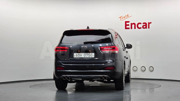 Kia Sorento 2016 — 4