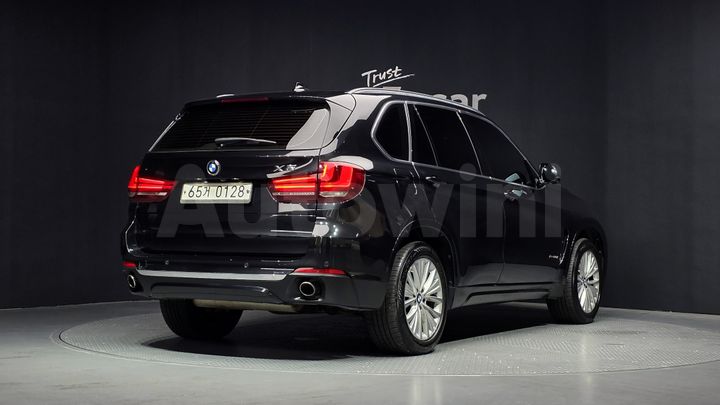 BMW X5 2016 — 2