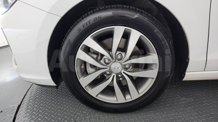 Hyundai i30 2018 — 5