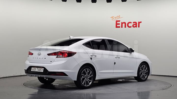 Hyundai Avante 2019 — 2
