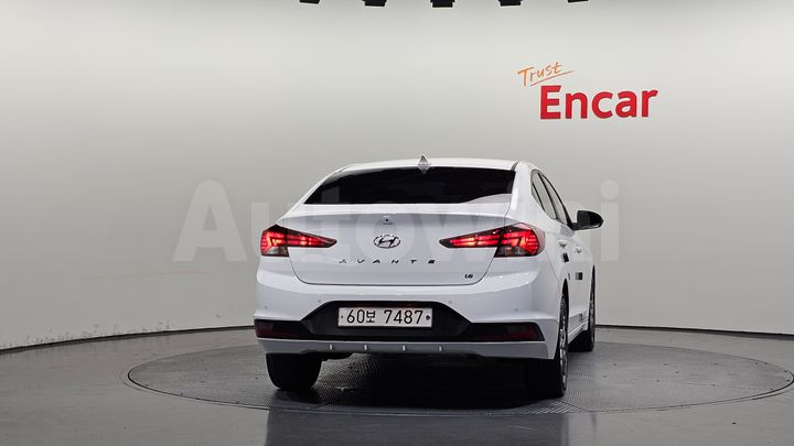 Hyundai Avante 2019 — 4