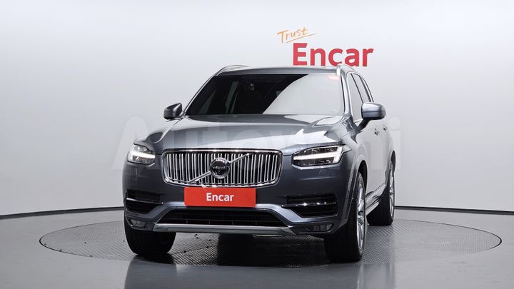 Volvo XC90 2018 — 3