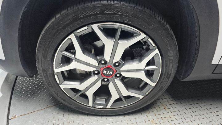 Kia Seltos 2020 — 5