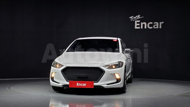 Hyundai Avante 2016 — 3