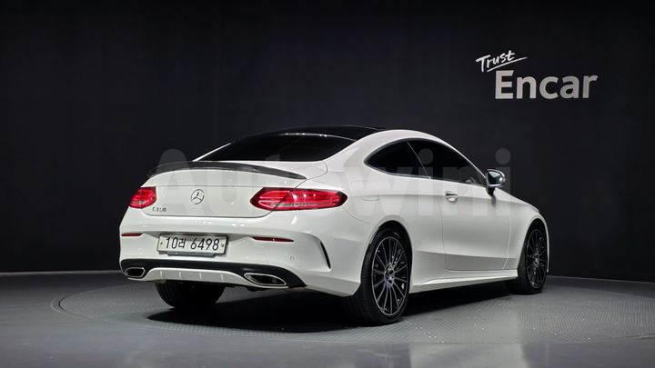Mercedes-Benz C Class 2017 — 3
