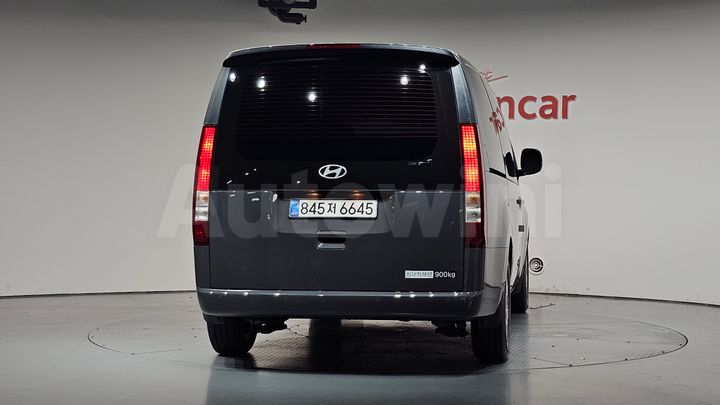 Hyundai Staria 2025 — 3