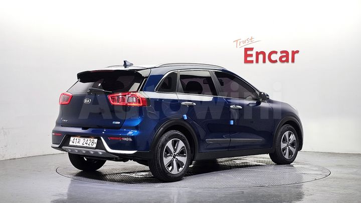 Kia Niro 2018 — 2