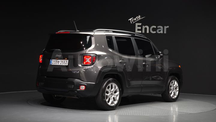 Jeep Renegade 2017 — 2
