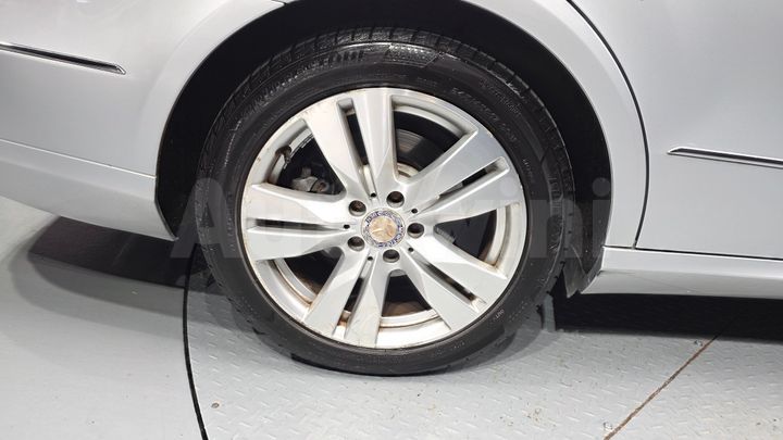 Mercedes-Benz E Class 2012 — 5