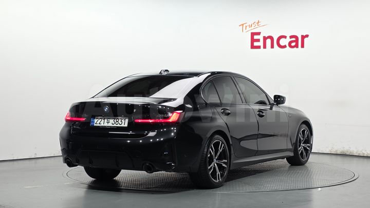 BMW 3 Series 2024 — 2