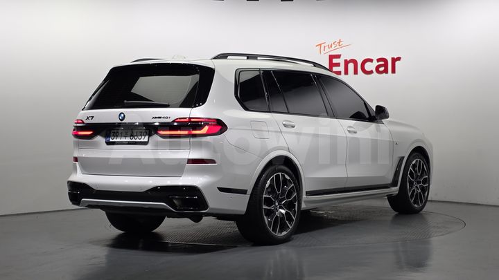 BMW X7 2025 — 2