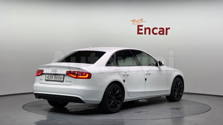 Audi A4 2015 — 2